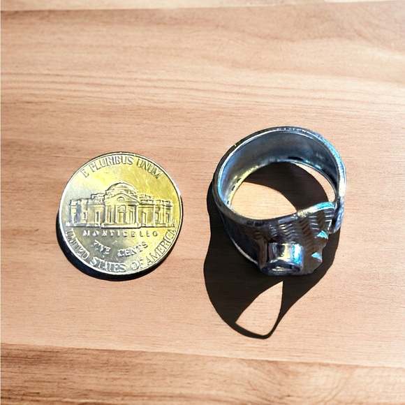 Solid Sterling Silver & Blue Topaz Ring - Picture 8 of 11